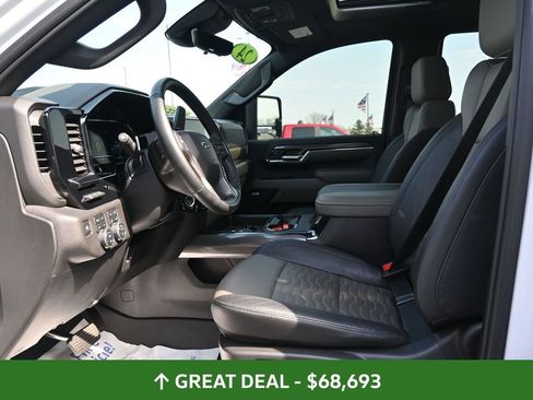 Used 2024 Chevrolet Silverado 2500 ZR2 w/ Technology Package AWD/4WD image 15