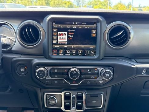 Used 2023 Jeep Wrangler Unlimited w/ 8.4" Radio Group AWD/4WD image 12