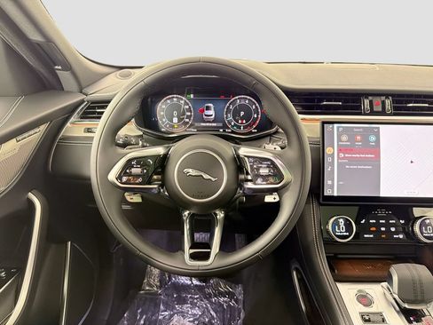 New 2026 Jaguar F-PACE R-Dynamic S AWD/4WD image 24