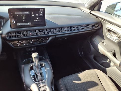 Used 2026 Honda HR-V Sport image 4