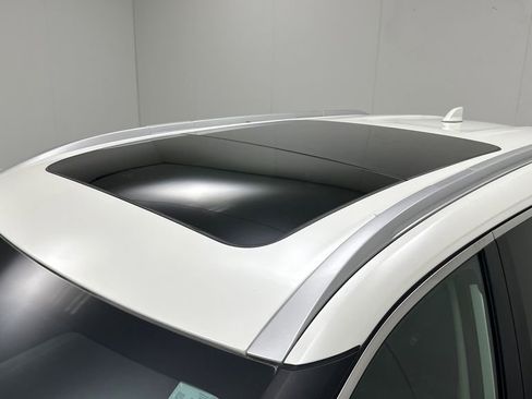 Certified 2023 Nissan Rogue SV w/ SV Premium Package AWD/4WD image 12