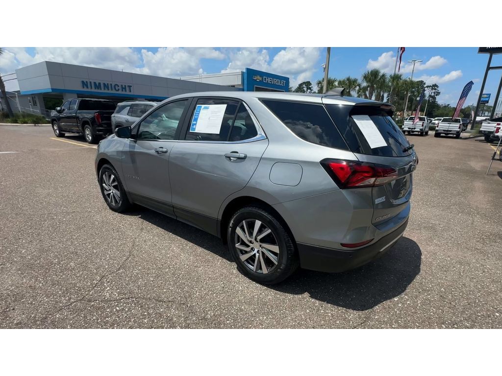 Used 2024 Chevrolet Equinox LT FWD image 4
