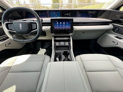 New 2026 Lincoln Nautilus Premier w/ Equipment Group 102A AWD/4WD image 22