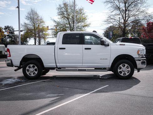 Used 2024 RAM 2500 Big Horn image 11