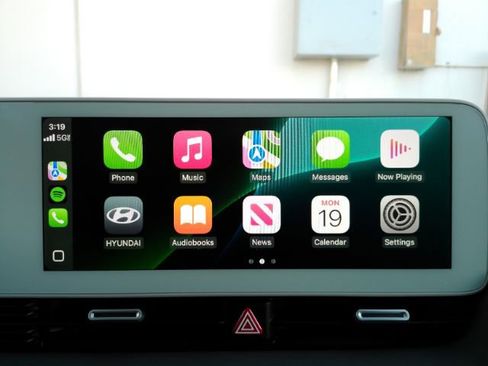 Used 2023 Hyundai Ioniq 5 SE image 42