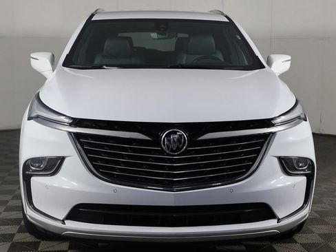 Used 2024 Buick Enclave Premium image 14