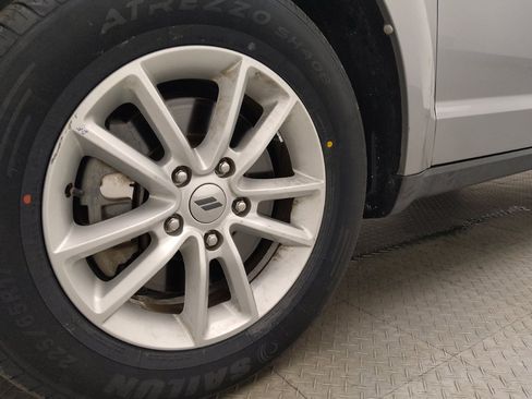 Used 2018 Dodge Journey SXT w/ Connectivity Group image 31