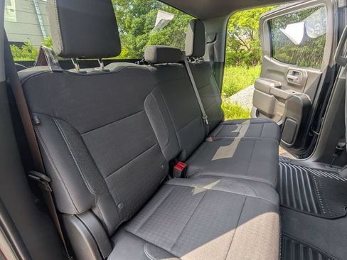 Used 2023 Chevrolet Silverado 1500 Custom AWD/4WD image 16