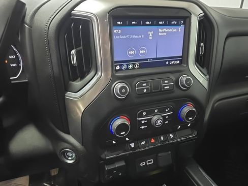 Used 2022 Chevrolet Silverado 3500 LT w/ Convenience Package image 24