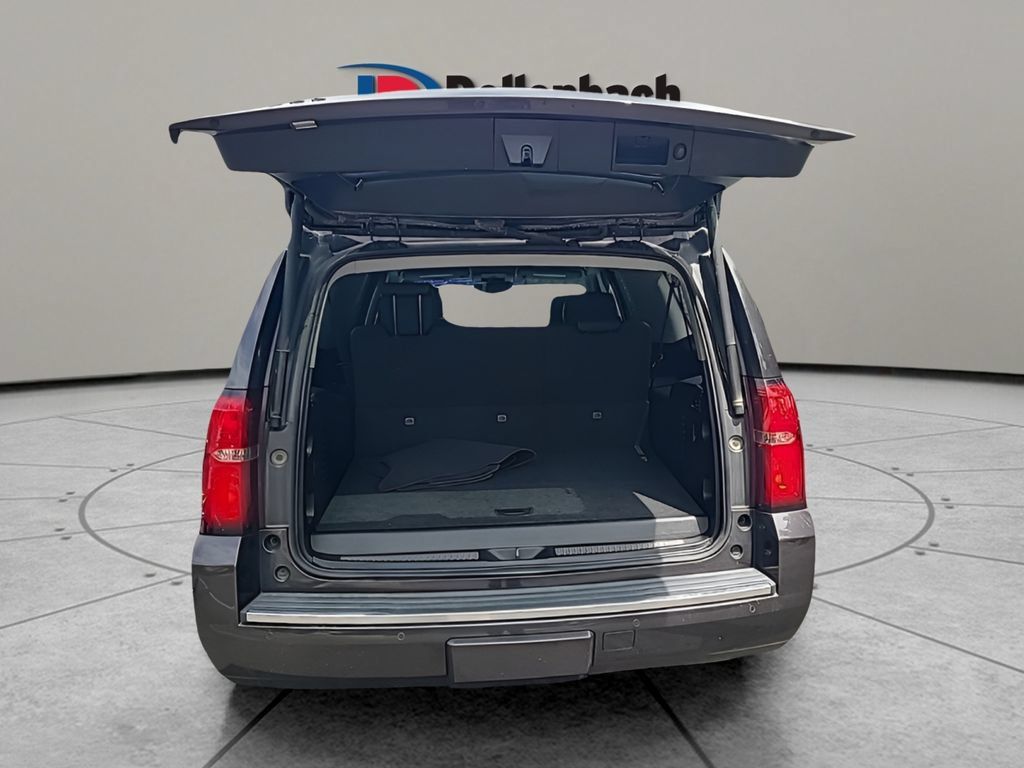Used 2018 Chevrolet Suburban Premier AWD/4WD image 9