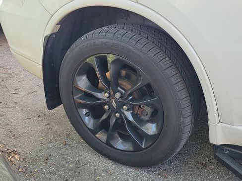 Used 2021 Dodge Durango GT image 13