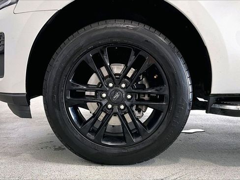 Used 2022 Ford Expedition Max XLT AWD/4WD image 8