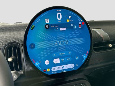 Certified 2025 MINI Cooper S image 17