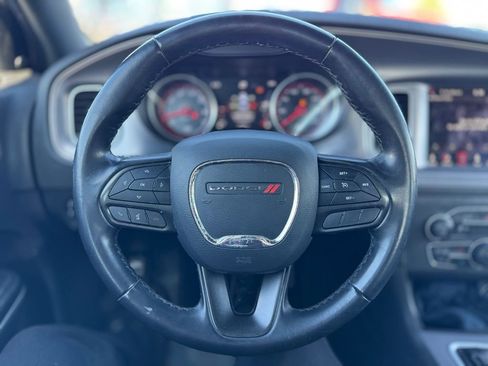 Used 2023 Dodge Charger SXT image 6