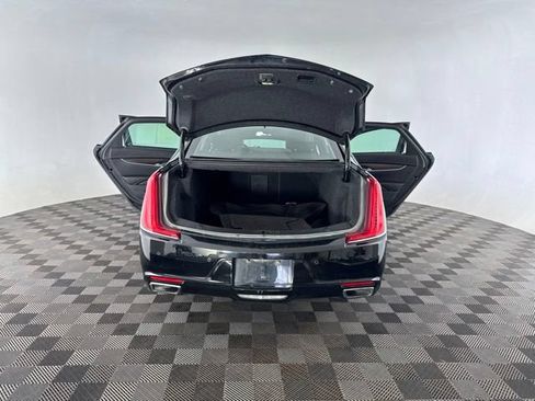 Used 2019 Cadillac XTS Luxury FWD image 15
