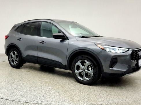 Used 2025 Ford Escape ST-Line AWD/4WD image 3