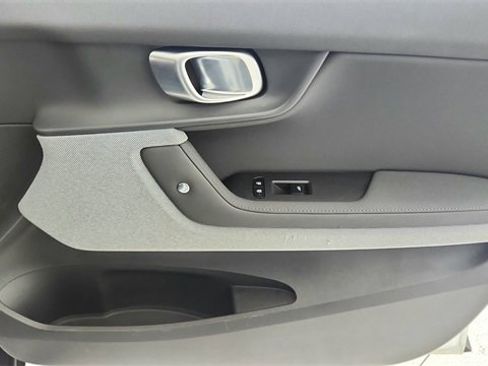 Used 2022 Polestar Polestar 2 w/ Pilot Package image 23