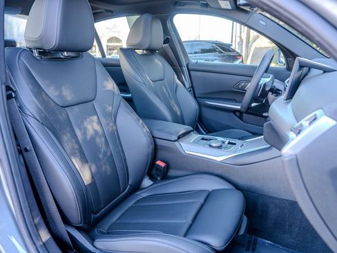 Used 2026 BMW 330i Sedan image 21