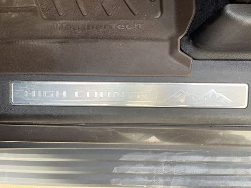 Used 2021 Chevrolet Tahoe High Country AWD/4WD image 17