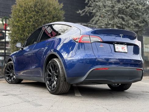 Used 2020 Tesla Model Y Long Range image 20