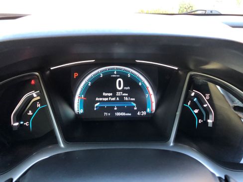 Used 2017 Honda Civic EX-T image 21