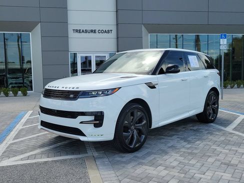 Used 2024 Land Rover Range Rover Sport Dynamic SE AWD/4WD image 1