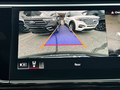 Used 2021 Audi Q7 2.0T Premium Plus w/ Executive Package image 20