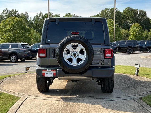 Used 2022 Jeep Wrangler Unlimited Sport AWD/4WD image 6