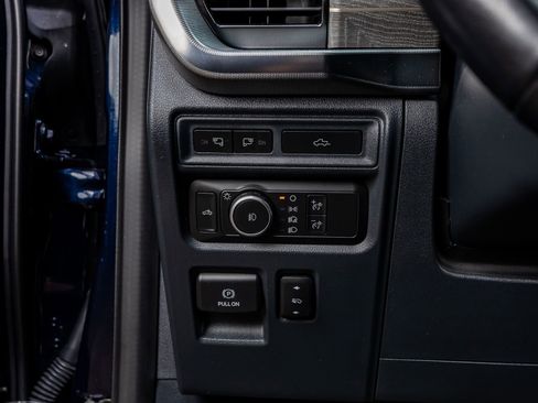 Used 2022 Ford F150 Platinum w/ Equipment Group 701A High AWD/4WD image 21