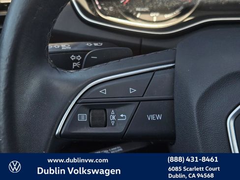 Used 2023 Audi Q5 2.0T Premium w/ Convenience Package AWD/4WD image 21