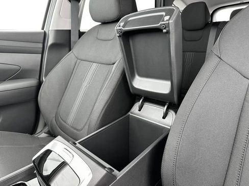 Certified 2025 Hyundai Tucson SEL image 18