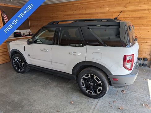 Used 2022 Ford Bronco Sport Outer Banks w/ Tech Package AWD/4WD image 2