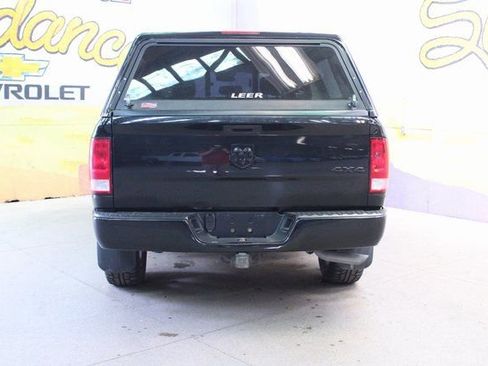 Used 2019 RAM 1500 Classic SLT w/ Black Appearance Group image 7