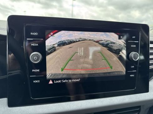 New 2026 Volkswagen Jetta SE FWD image 14