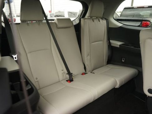 Used 2026 Toyota Grand Highlander FWD image 15