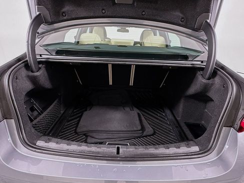 Used 2025 BMW 330i Sedan w/ M Sport Package image 27