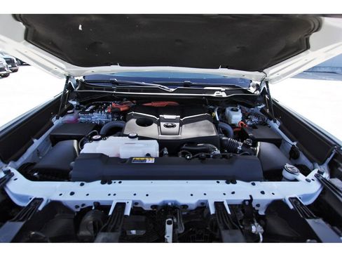 Used 2026 Toyota Sequoia Capstone AWD/4WD image 32