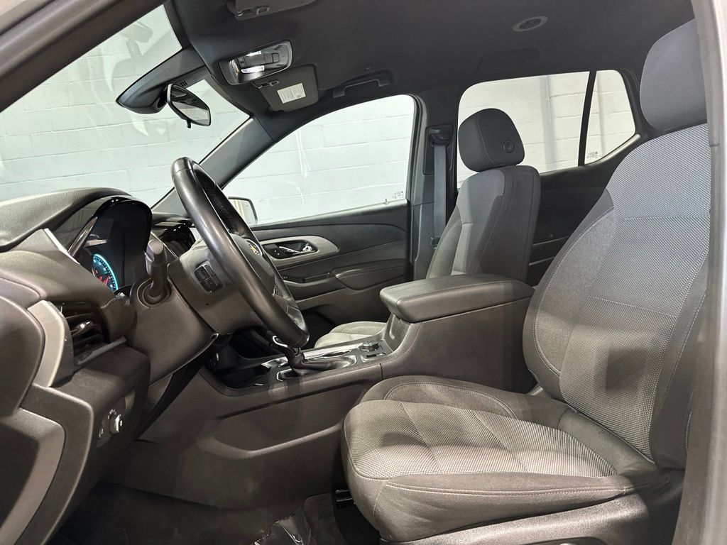 Certified 2023 Chevrolet Traverse LT AWD/4WD image 13