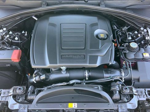 New 2026 Jaguar F-PACE R-Dynamic S image 8