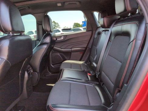 Used 2023 Ford Escape ST-Line w/ Tech Pack #1 AWD/4WD image 29