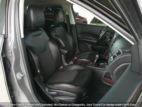 Used 2020 Jeep Compass Trailhawk w/ Cold Weather Group image 26