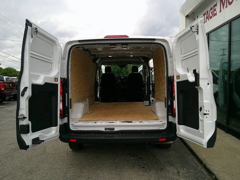 Used 2024 Ford Transit 350 148 Low Roof RWD image 7