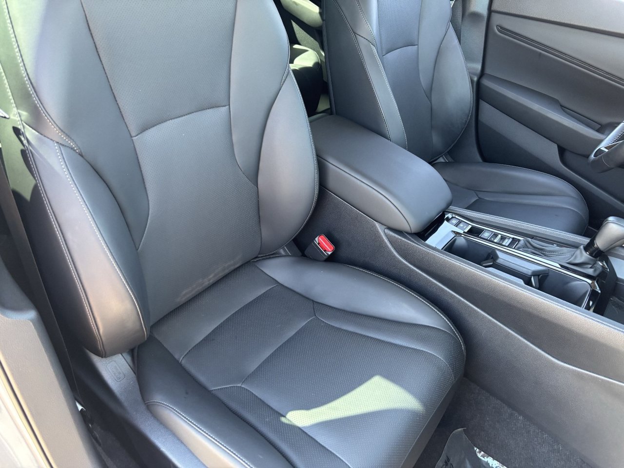 Used 2024 Honda Accord EX-L image 8