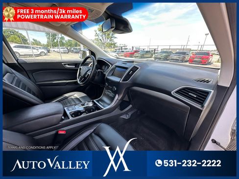 Used 2020 Ford Edge SEL w/ Cold Weather Package AWD/4WD image 18
