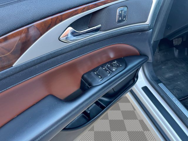 Used 2017 Lincoln MKZ Reserve FWD image 29