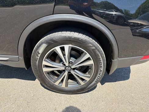 Used 2018 Nissan Rogue SL w/ Premium Package AWD/4WD image 28