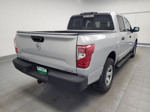 Used 2017 Nissan Titan S image 9