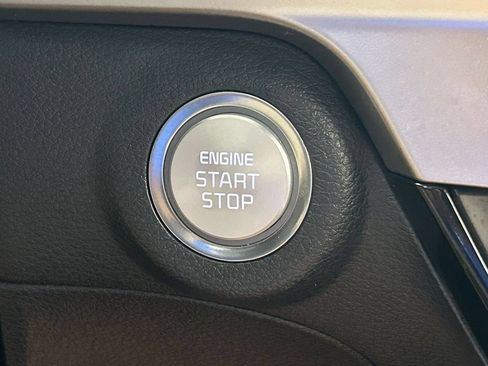 Used 2024 Kia Telluride S FWD image 34