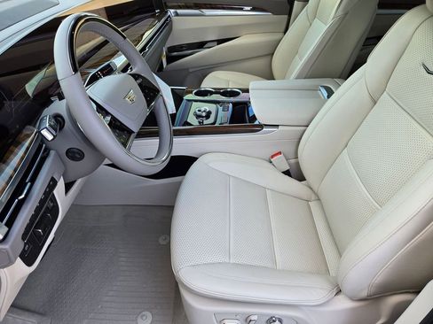 New 2026 Cadillac Escalade Platinum Sport image 11