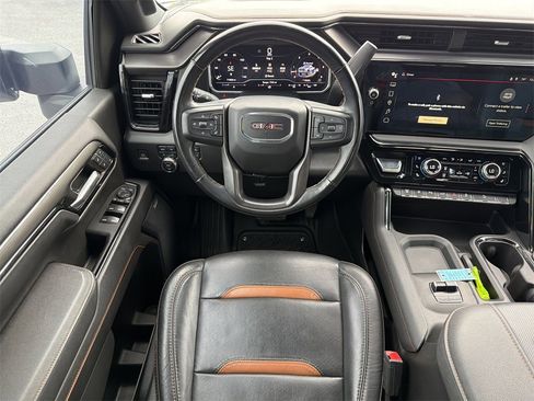 Used 2024 GMC Sierra 2500 AT4 w/ AT4 Premium Plus Package image 15